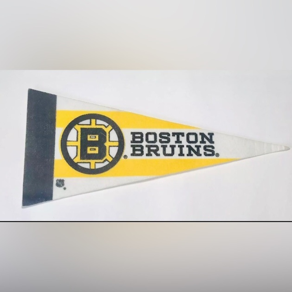 Boston Bruins Pennant